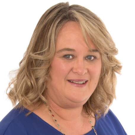 Carolyn Smith